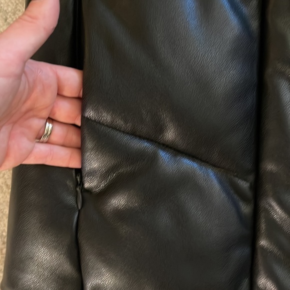 Abercrombie & Fitch Faux Leather Puffer - Ultra Warmth - Black - Small - Picture 5 of 12